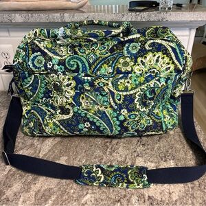 Vera Bradley Large Duffle Weekender Bag  "Rhythm & Blues" Green & Navy- Strap